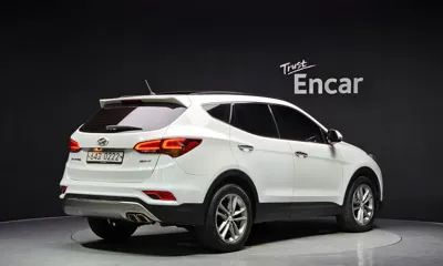 Hyundai Santafe 2017, 146480 км, за 8334.96 USD