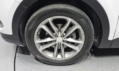 Hyundai Santafe 2017, 146480 км, за 8334.96 USD