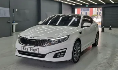 Kia K5 2014, 119541 км, за 4360.75 USD