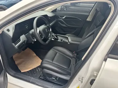 Bestune B70 2021, 58000 км, за 5267.7 USD