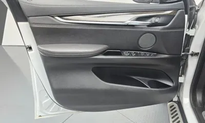 BMW X6 2017, 108488 км, за 17850.17 USD - фото 24