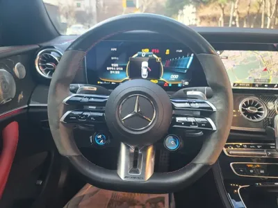 Mercedes-Benz E-Class 2021, 42287 км, за 39312.85 USD - фото 17