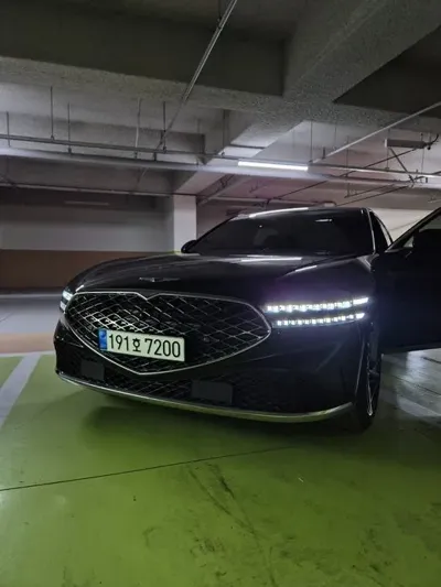 Genesis G90 · 2023 год