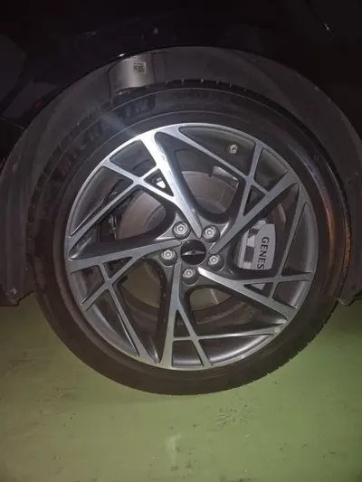 Genesis G90 2023, 57000 км, за 26587.78 USD