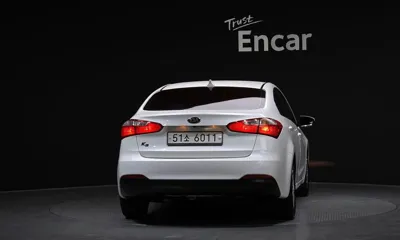 Kia K3 2014, 80555 км, за 4592 USD