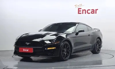 Ford Mustang · 2022 год