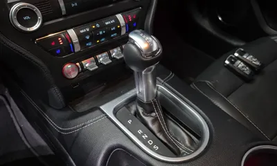 Ford Mustang 2022, 46681 км, за 18970.72 USD - фото 9