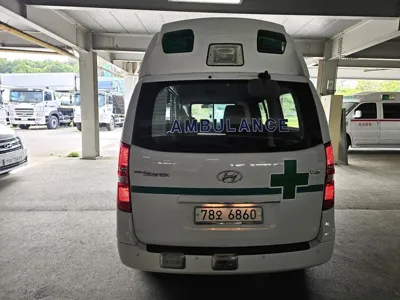 Hyundai Starex 2015, 57000 км, за 8461.14 USD