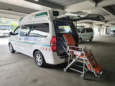 Hyundai Starex 2015, 57000 км, за 8461.14 USD - фото 14
