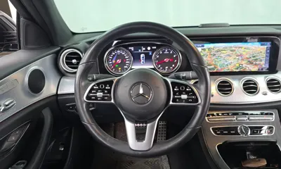 Mercedes-Benz E-Class 2020, 71084 км, за 14918.57 USD - фото 13