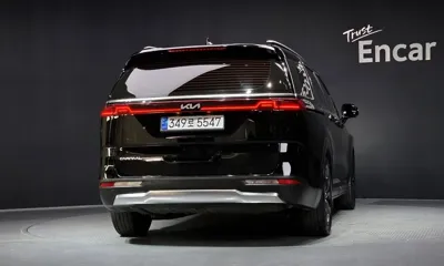 Kia Canival 2023, 133026 км, за 15926.67 USD