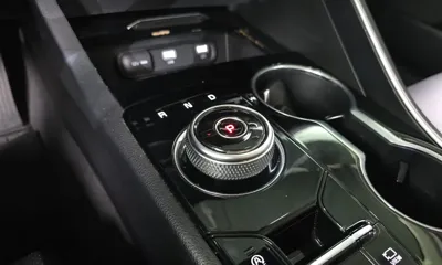 Kia K5 2020, 88324 км, за 11232.24 USD - фото 9