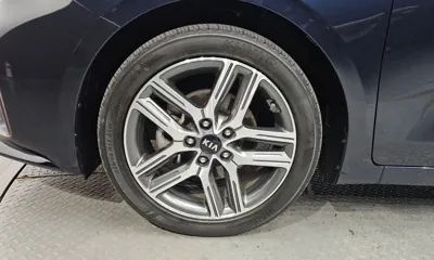Kia K3 2020, 66407 км, за 9470.19 USD