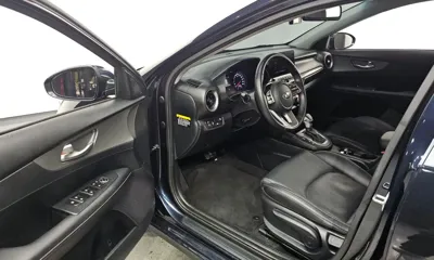 Kia K3 2020, 66407 км, за 9470.19 USD - фото 10