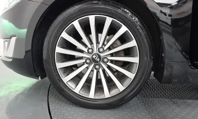 Kia K7 2013, 152494 км, за 2734.91 USD