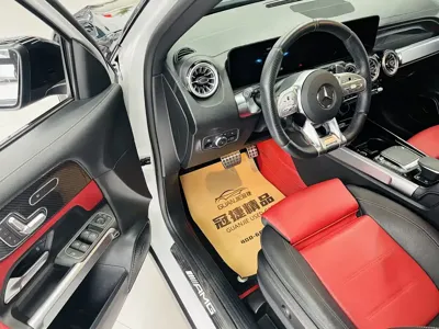 Mercedes-Benz GLB AMG 2023, 53099 км, за 27261.64 USD