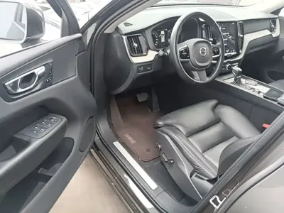 Volvo XC60 2019, 130300 км, за 17721.85 USD - фото 16