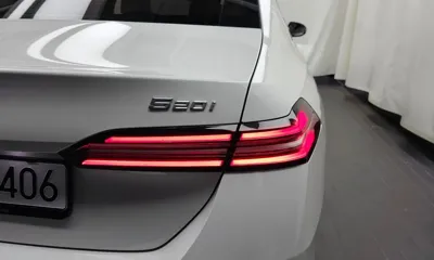 BMW 5-Series 2025, 22105 км, за 40370.22 USD - фото 23