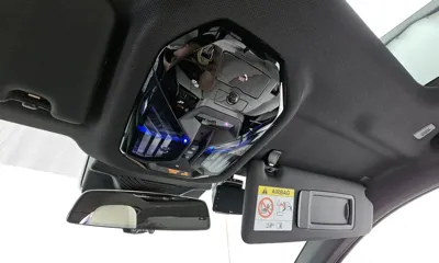 BMW 5-Series 2025, 22105 км, за 40370.22 USD - фото 27