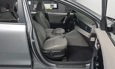 Kia Niro 2018, 19717 км, за 11644.56 USD - фото 11