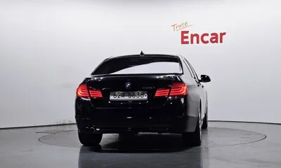 BMW 5-Series 2013, 156458 км, за 5330.56 USD
