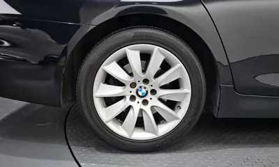 BMW 5-Series 2013, 156458 км, за 5330.56 USD