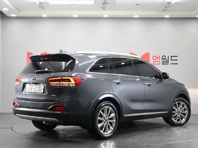 Kia Sorento 2015, 104296 км, за 8533.54 USD
