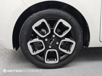 Kia Ray 2019, 80236 км, за 7220.93 USD