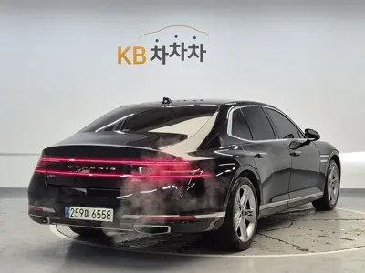 Genesis G90 2022, 111055 км, за 36934.25 USD