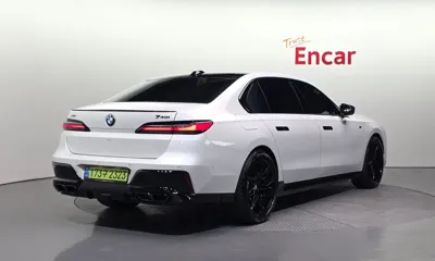 BMW 7-Series 2025, 29816 км, за 87109.12 USD