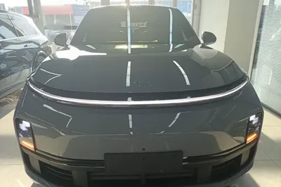 Li Auto L8 2025, 27300 км, за 42065 USD