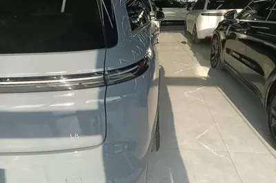 Li Auto L8 2025, 27300 км, за 42065 USD - фото 15