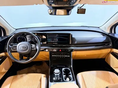 Kia Canival 2021, 116783 км, за 15534.12 USD