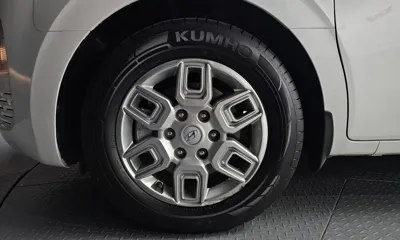 Hyundai Staria 2023, 98184 км, за 14911.76 USD