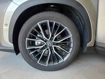 Lexus NX 2025, 12413 км, за 44637 USD