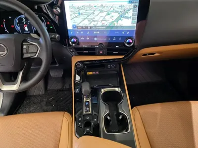 Lexus NX 2025, 12413 км, за 44637 USD - фото 9