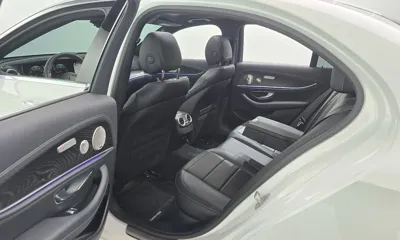 Mercedes-Benz E-Class 2023, 85906 км, за 26250.49 USD - фото 12