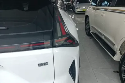 Geely Auto Emgrand X7 Sport 2023, 48300 км, за 12257 USD - фото 14