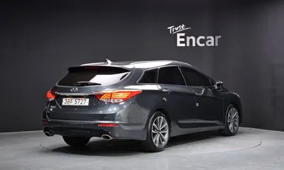 Hyundai i40 2014, 208849 км, за 2797.3 USD