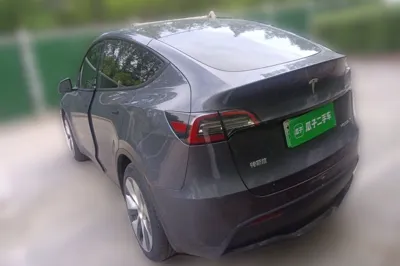 Tesla Model Y 2021, 123500 км, за 20402 USD