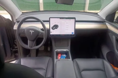 Tesla Model Y 2021, 123500 км, за 20402 USD - фото 9