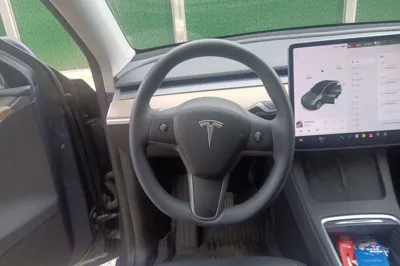 Tesla Model Y 2021, 123500 км, за 20402 USD - фото 10