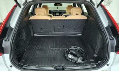 Volvo XC60 2025, 23862 км, за 41348.3 USD - фото 20
