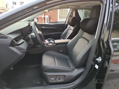 Toyota Camry 2026, 4400 км, за 26106 USD - фото 16