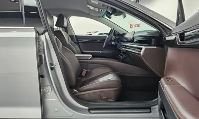 Hyundai Grandeur 2023, 48188 км, за 65140.1 USD - фото 26
