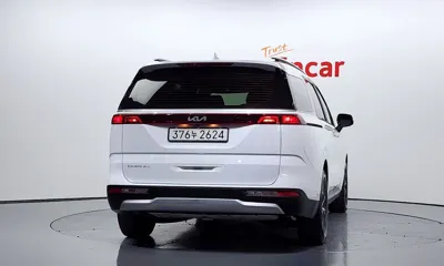 Kia Canival 2022, 113811 км, за 13841.05 USD