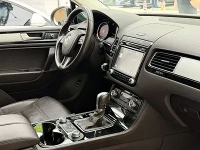 Volkswagen Touareg 2017, 130000 км, за 17116.86 USD - фото 13