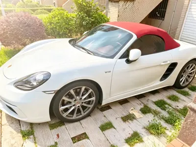 Porsche 718 · 2023 год