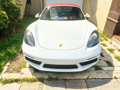 Porsche 718 2023, 40000 км, за 56767.59 USD