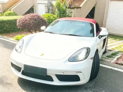 Porsche 718 2023, 40000 км, за 56767.59 USD